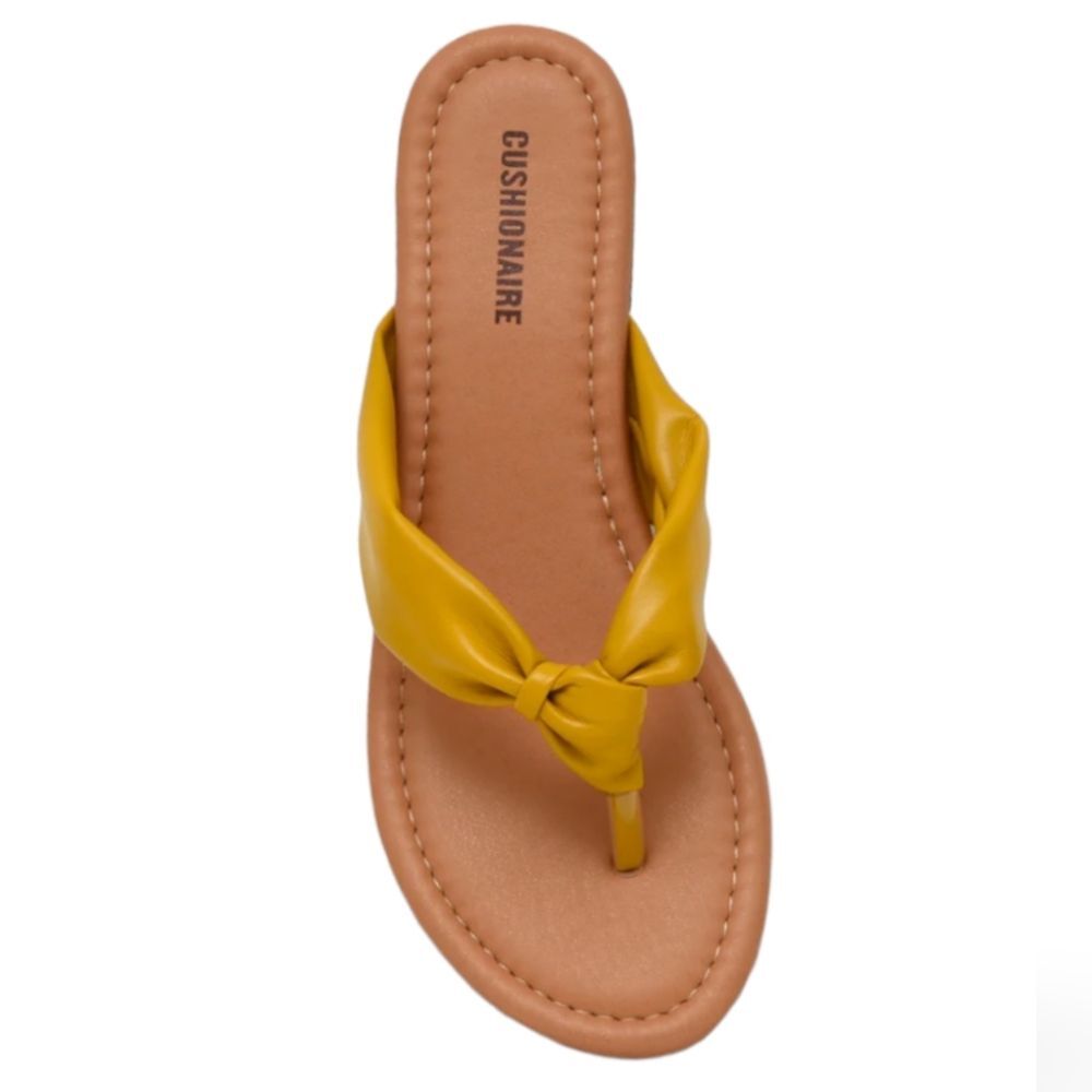 NWOT Cushionaire Mustard Yellow Quaid Knotted Sandals